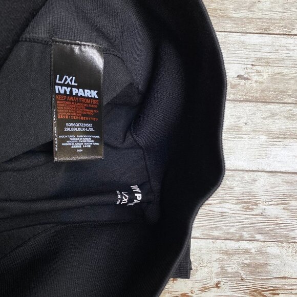 Ivy Park Black Cropped Leggings - Picture 8 of 10